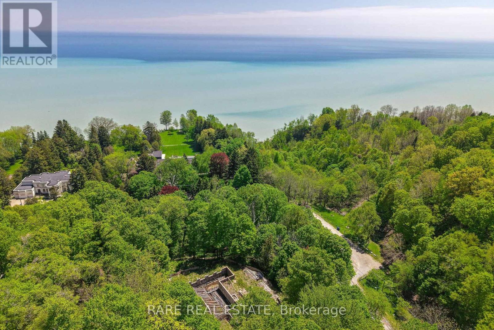 81 Meadowcliffe Drive, Toronto, Ontario  M1M 2X8 - Photo 3 - E13811848