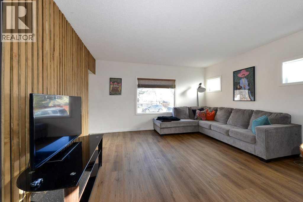 7639 21 Street SE, Calgary, Alberta  T2C 0V6 - Photo 10 - A2345245