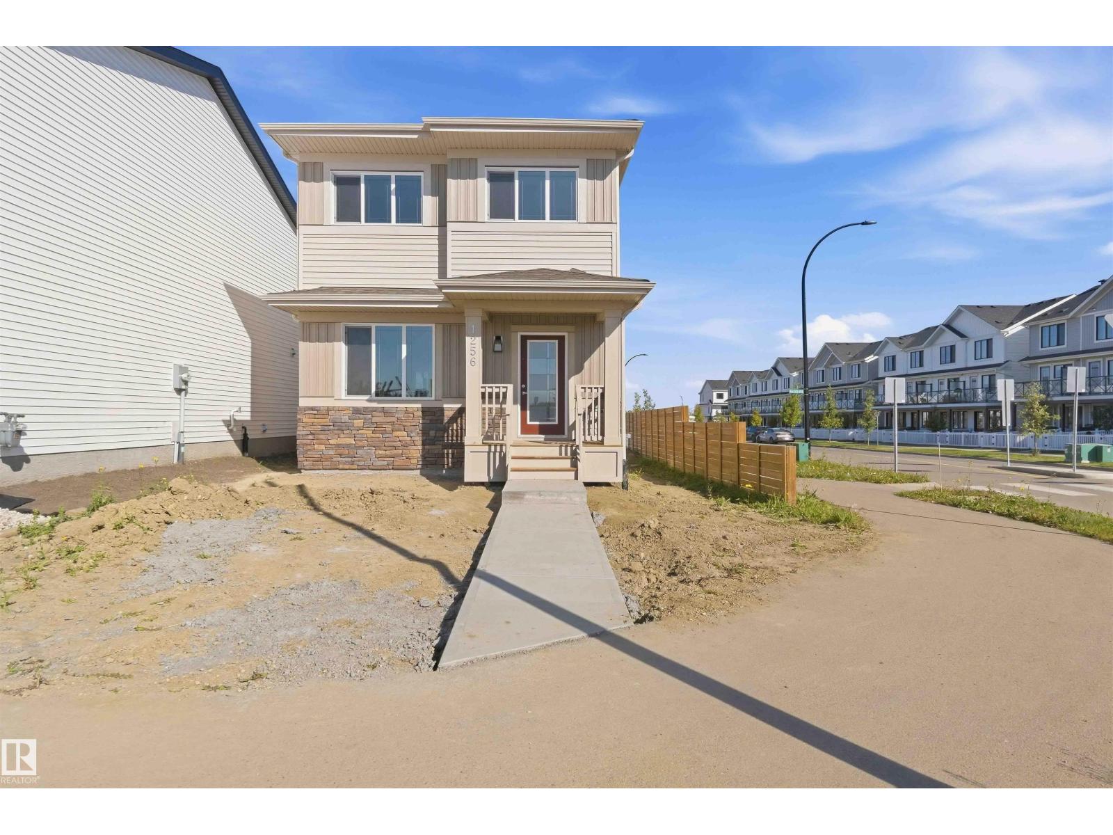 1256 Mcleod Av, Spruce Grove, Alberta  T7X 4A9 - Photo 2 - E4509760