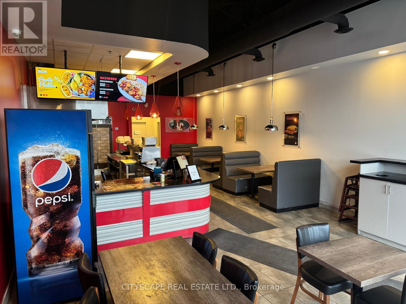 B103 - 15 Montpelier Street, Brampton, Ontario  L6Y 6H4 - Photo 4 - W13811774
