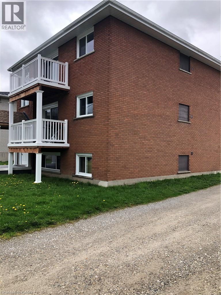 29 Pontiac Street Unit# Ground, Brantford, Ontario  N3S 2A6 - Photo 2 - 40865375