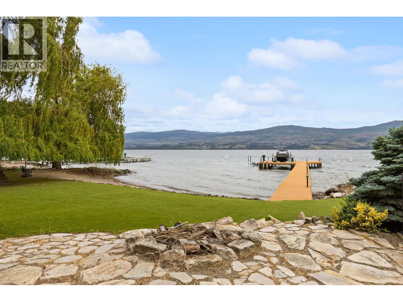 1069 Sunnyside Road, West Kelowna, British Columbia  V1Z 2N7 - Photo 3 - 10387391