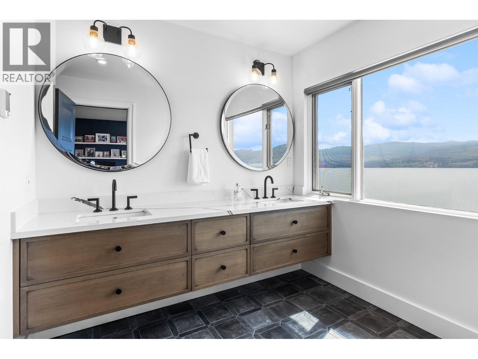 1069 Sunnyside Road, West Kelowna, British Columbia  V1Z 2N7 - Photo 50 - 10387391