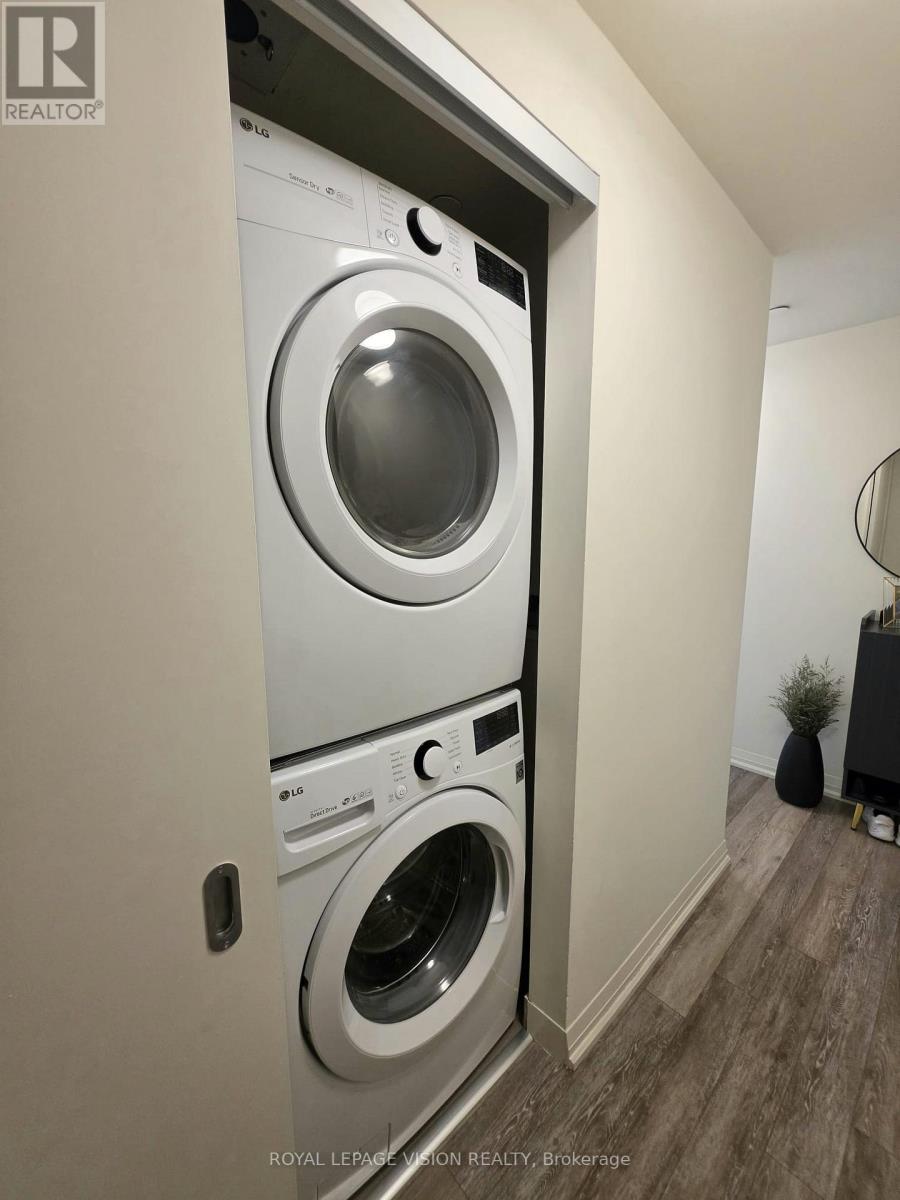 1604 - 25 Montgomery Avenue, Toronto, Ontario  M4R 0A1 - Photo 15 - W13777076
