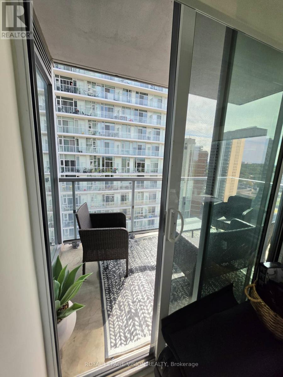 1604 - 25 Montgomery Avenue, Toronto, Ontario  M4R 0A1 - Photo 12 - W13777076