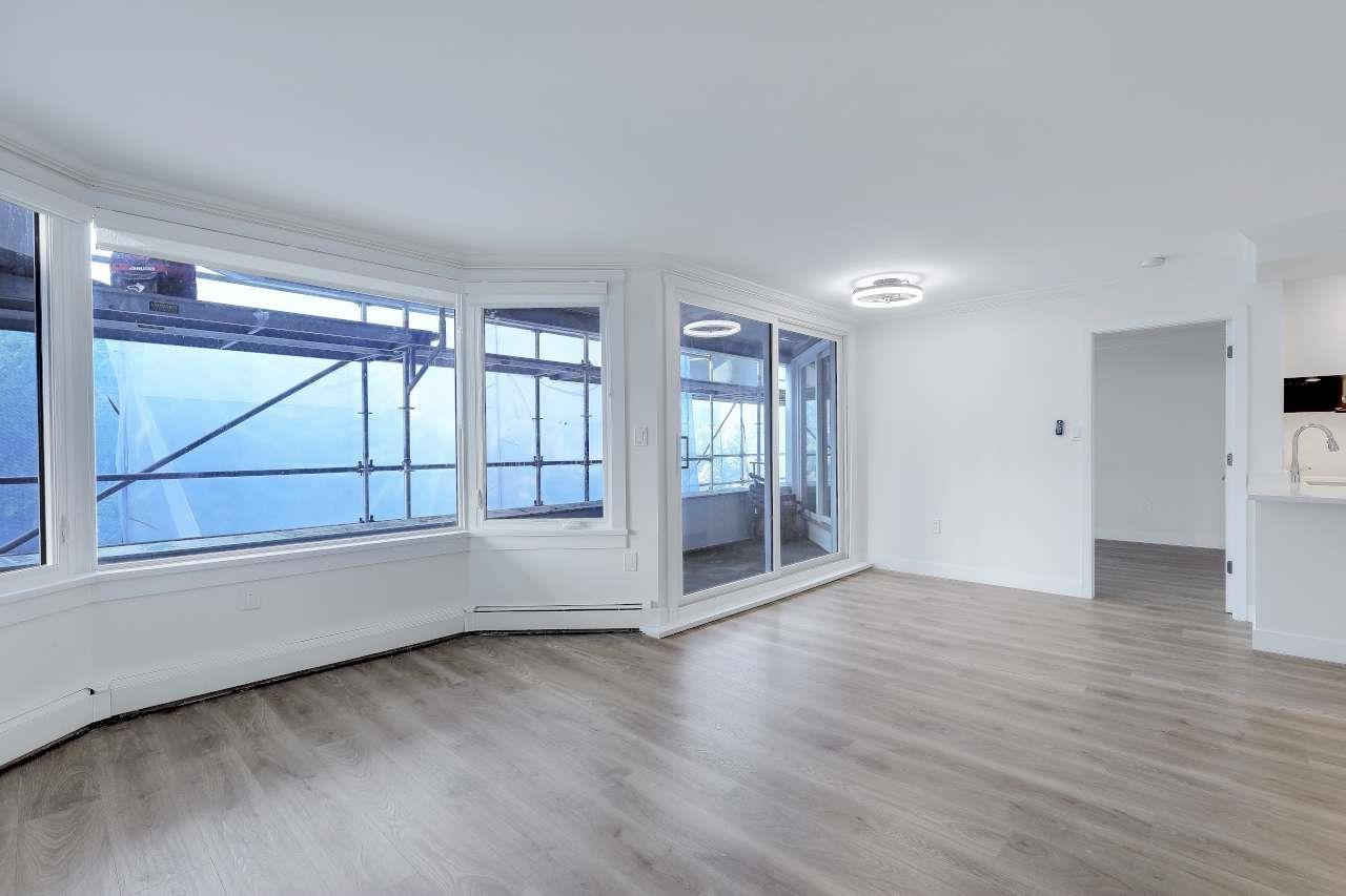 309 15111 Russell Avenue, White Rock, British Columbia  V4B 2P4 - Photo 4 - R3159882