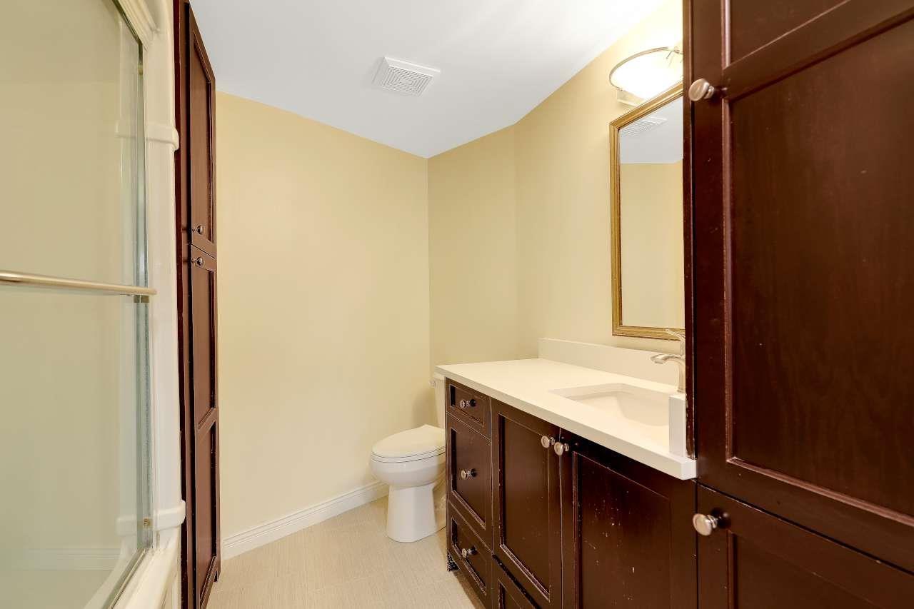 309 15111 Russell Avenue, White Rock, British Columbia  V4B 2P4 - Photo 21 - R3159882