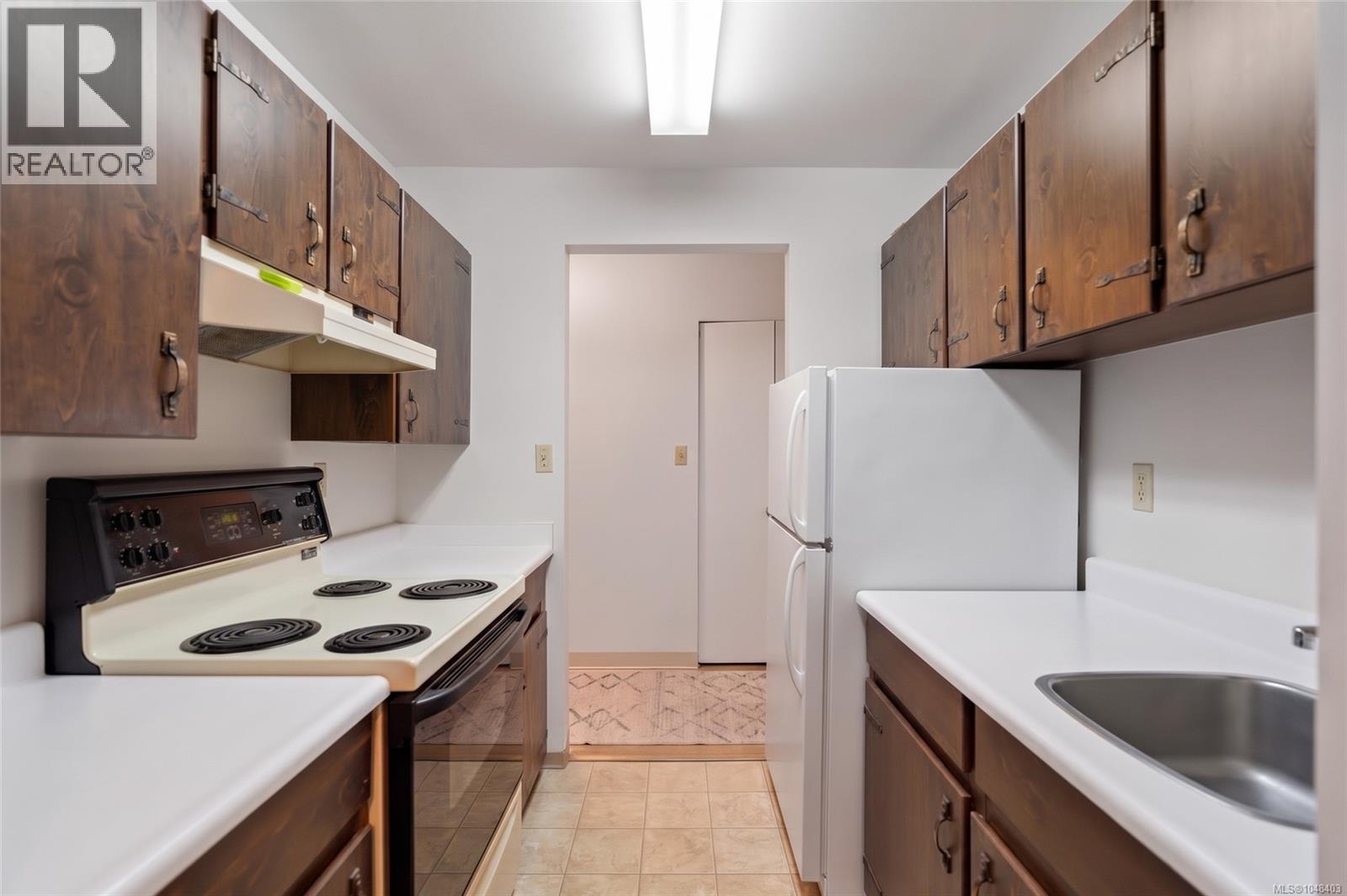 104 103 Gorge Rd E, Victoria, British Columbia  V9A 6Z2 - Photo 10 - 1048403