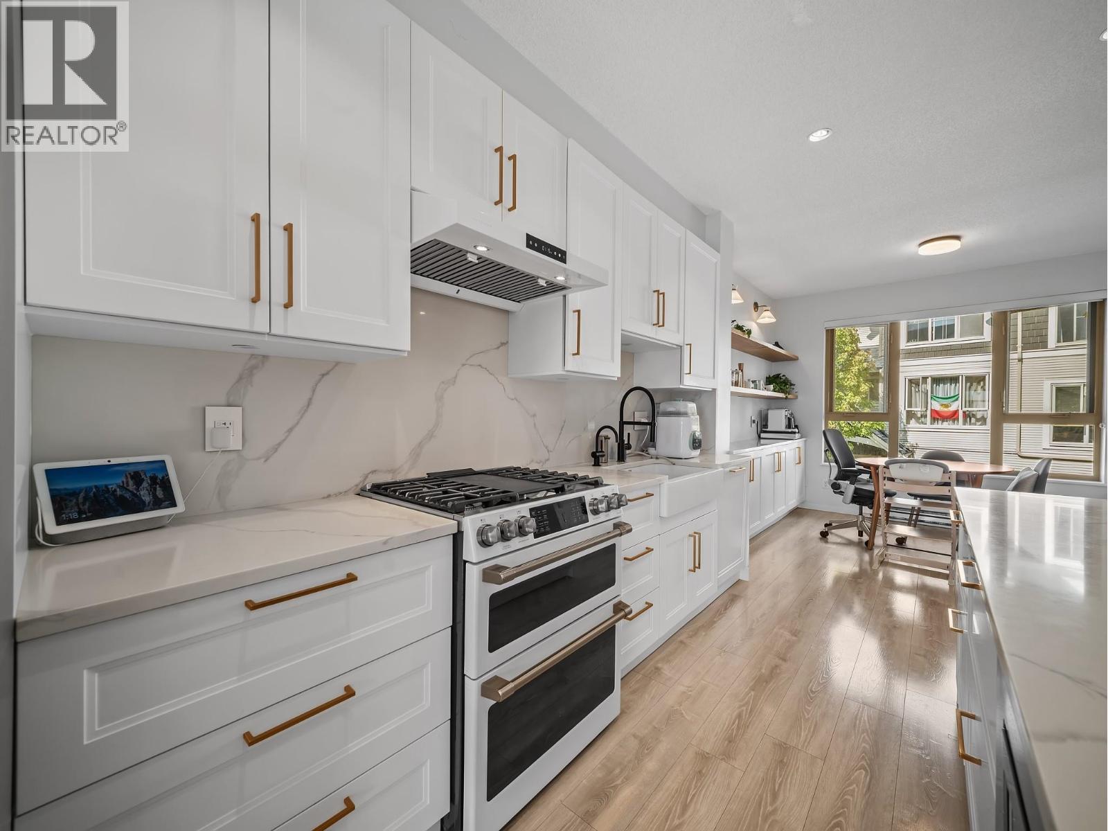 186 3105 Dayanee Springs Boulevard, Coquitlam, British Columbia  V3E 0C2 - Photo 4 - R3167982