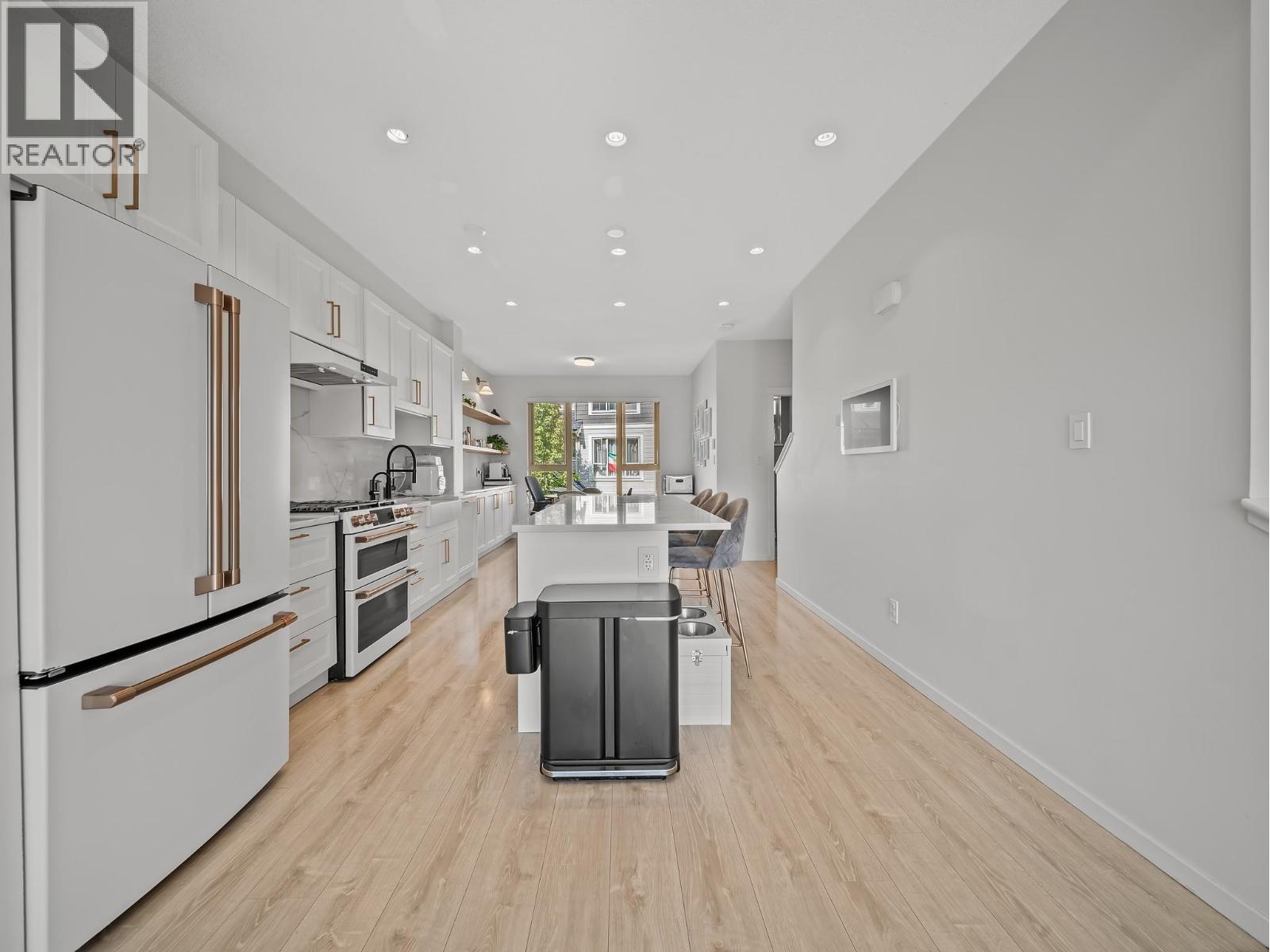 186 3105 Dayanee Springs Boulevard, Coquitlam, British Columbia  V3E 0C2 - Photo 8 - R3167982
