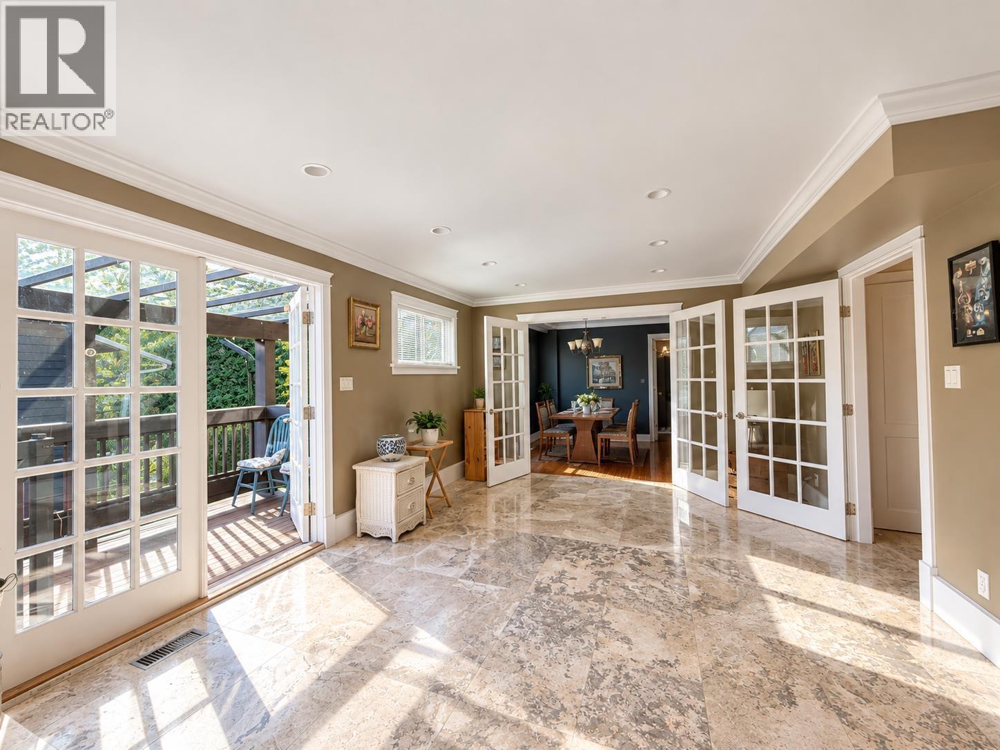 2718 Byron Place, North Vancouver, British Columbia V7H 2K8 - Photo 13 - R3168026