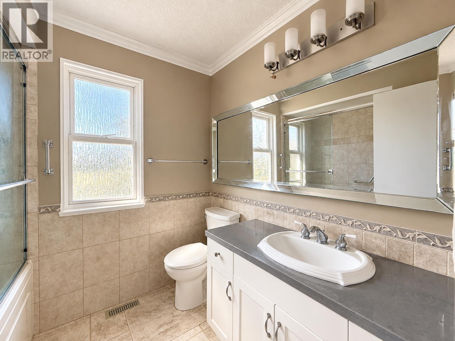 2718 Byron Place, North Vancouver, British Columbia V7H 2K8 - Photo 18 - R3168026