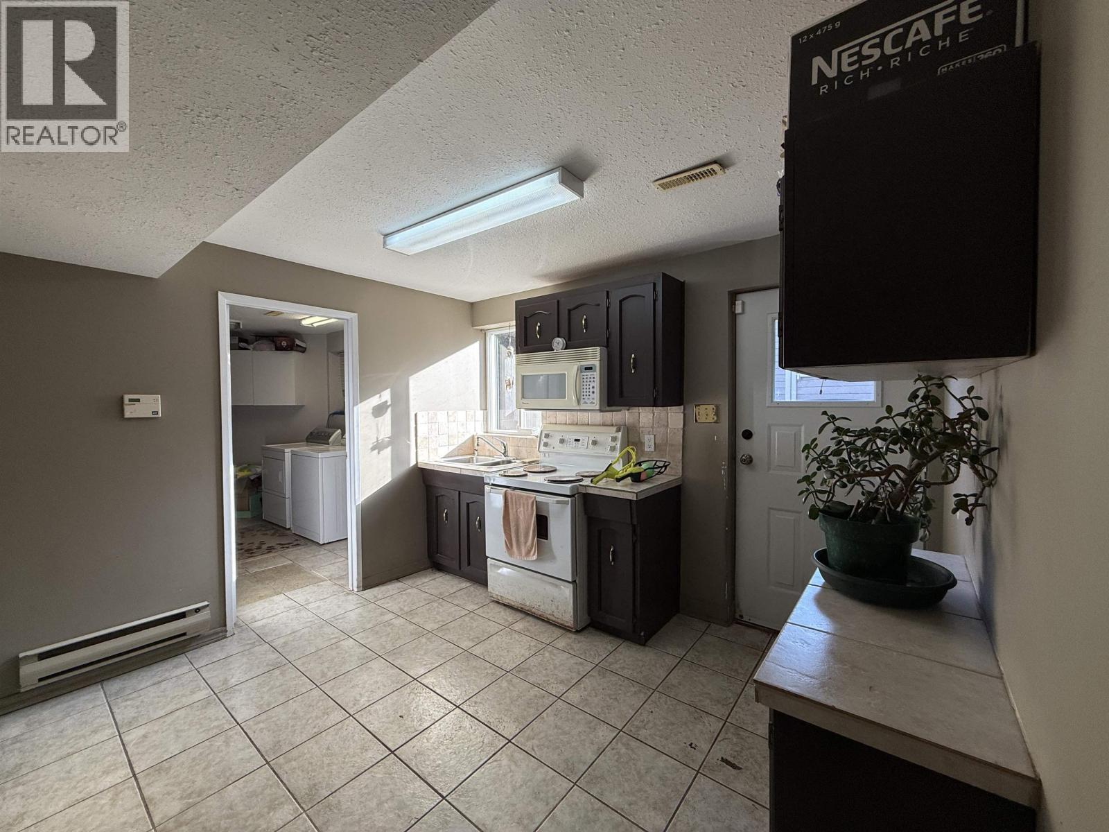 2718 Byron Place, North Vancouver, British Columbia V7H 2K8 - Photo 26 - R3168026