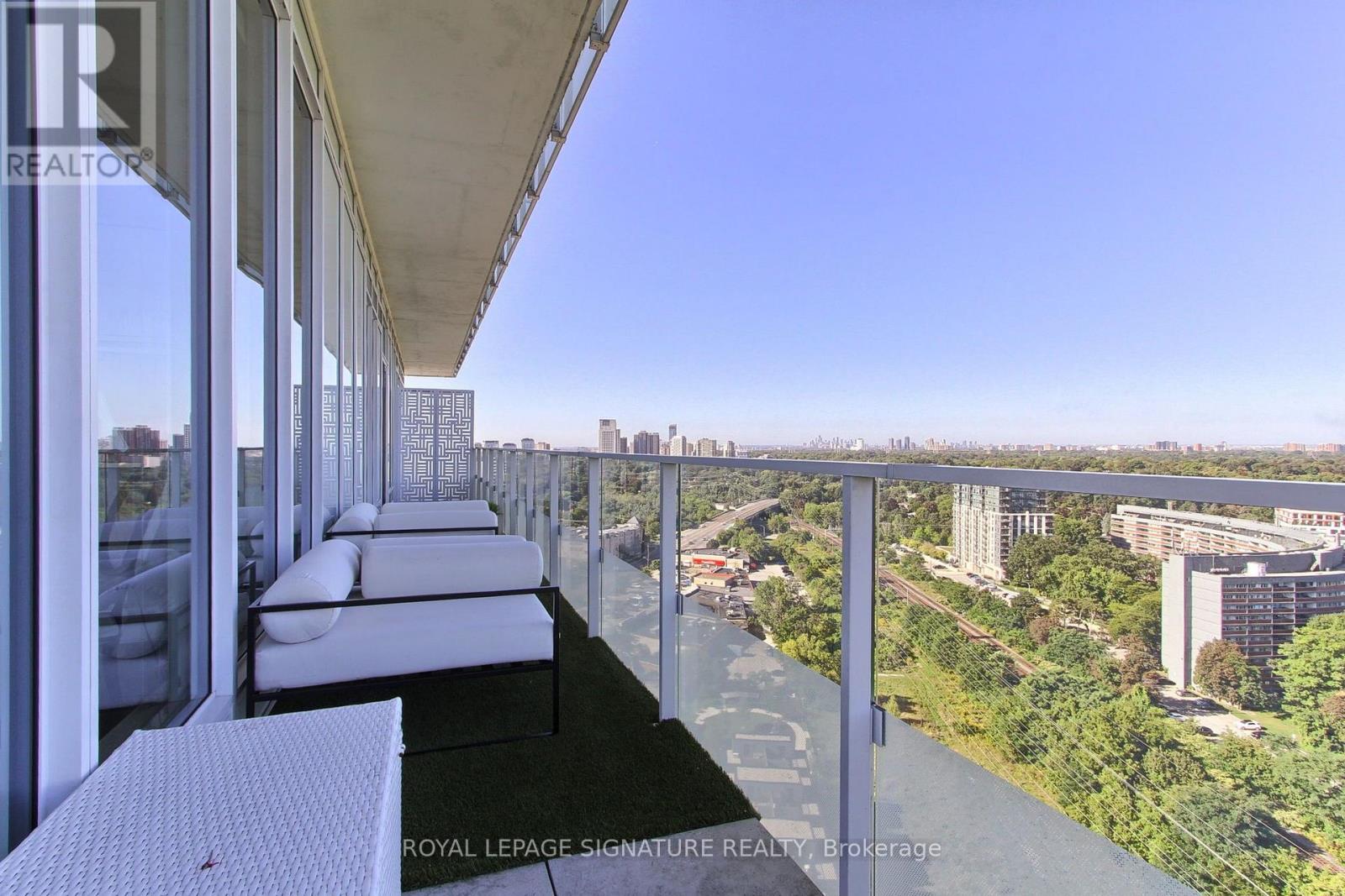 2003 - 20 Brin Drive, Toronto, Ontario  M8X 0B2 - Photo 38 - W13808562