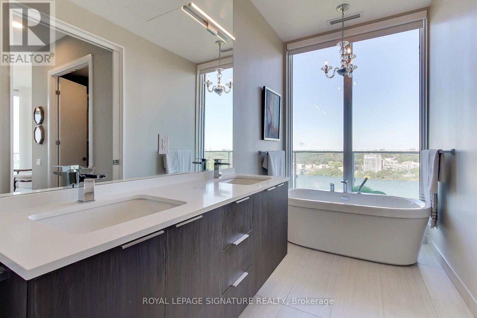 2003 - 20 Brin Drive, Toronto, Ontario  M8X 0B2 - Photo 26 - W13808562