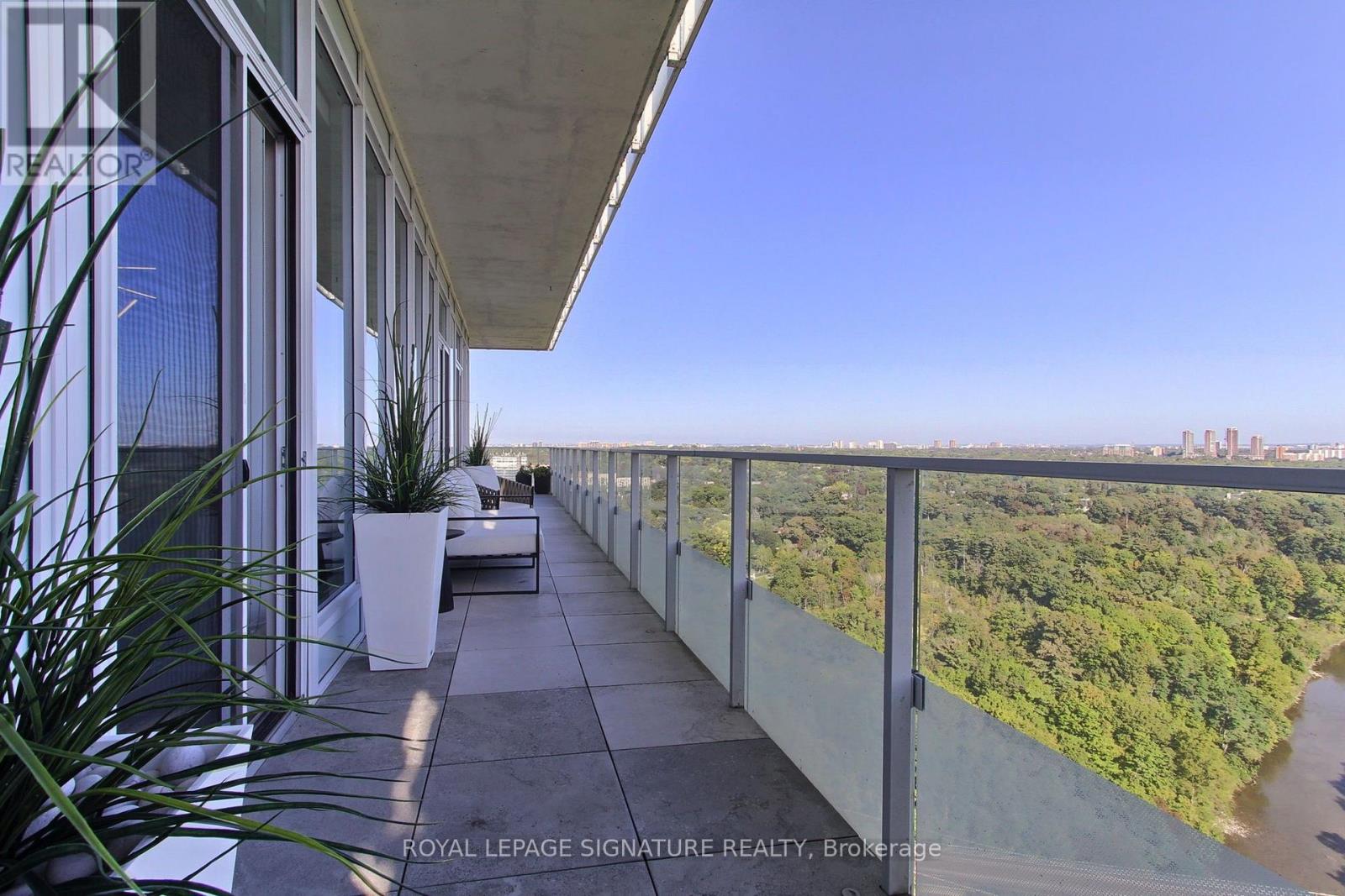 2003 - 20 Brin Drive, Toronto, Ontario  M8X 0B2 - Photo 36 - W13808562