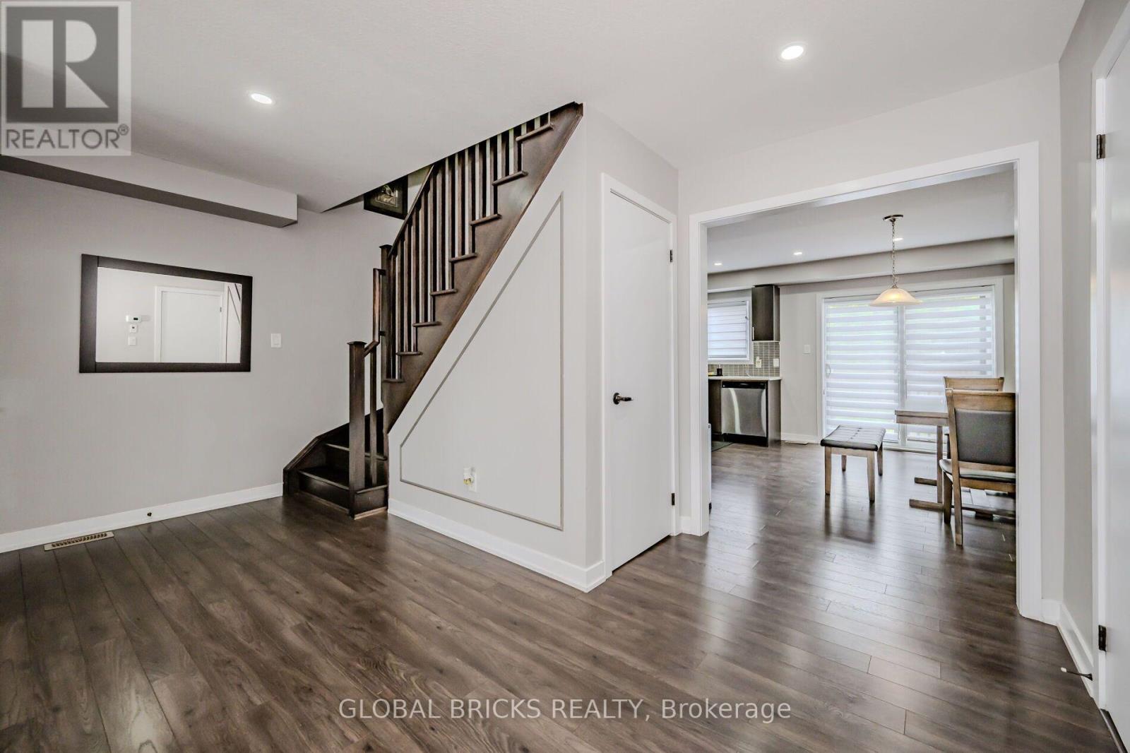 40 Crafter Crescent, Hamilton (Stoney Creek Mountain), Ontario  L8J 0H6 - Photo 10 - X13811888
