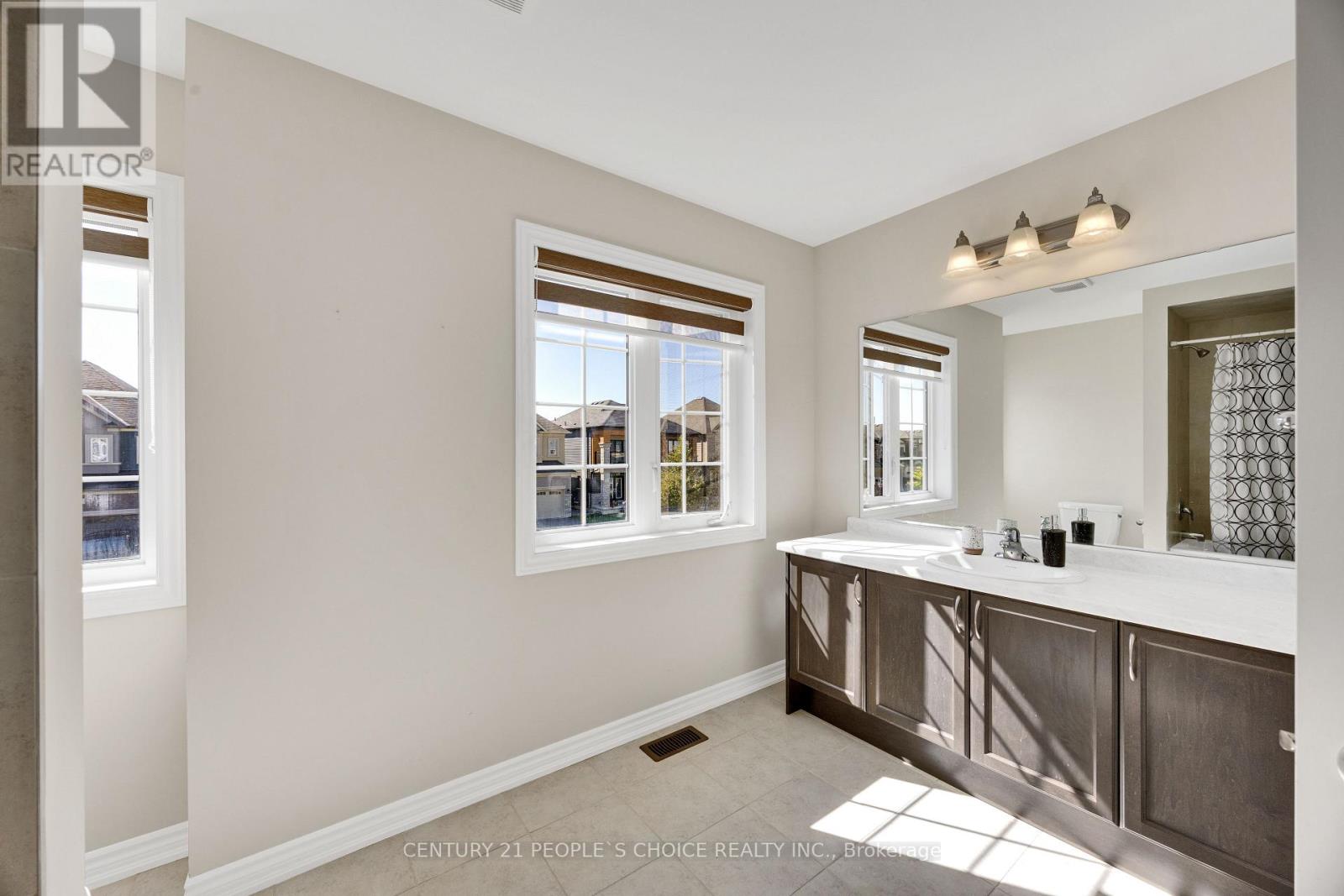 16 Flagg Avenue, Brant, Ontario  N3L 0K2 - Photo 21 - X13811214