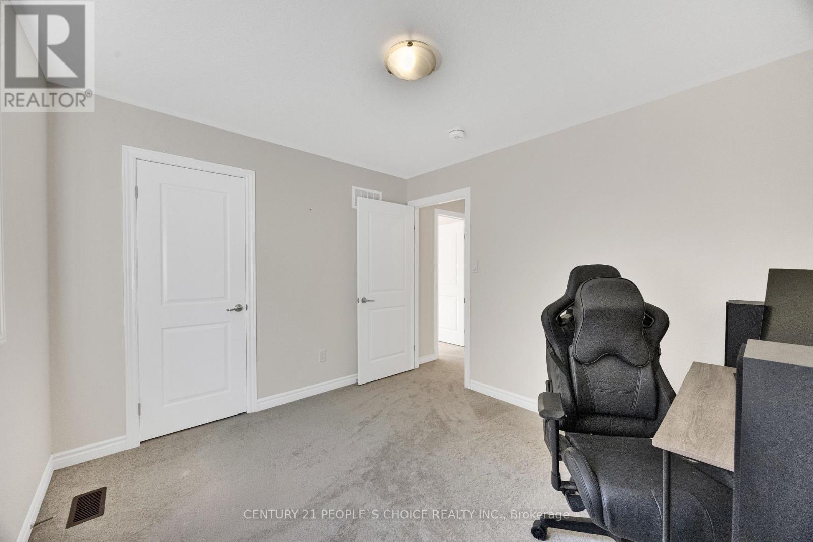 16 Flagg Avenue, Brant, Ontario  N3L 0K2 - Photo 26 - X13811214