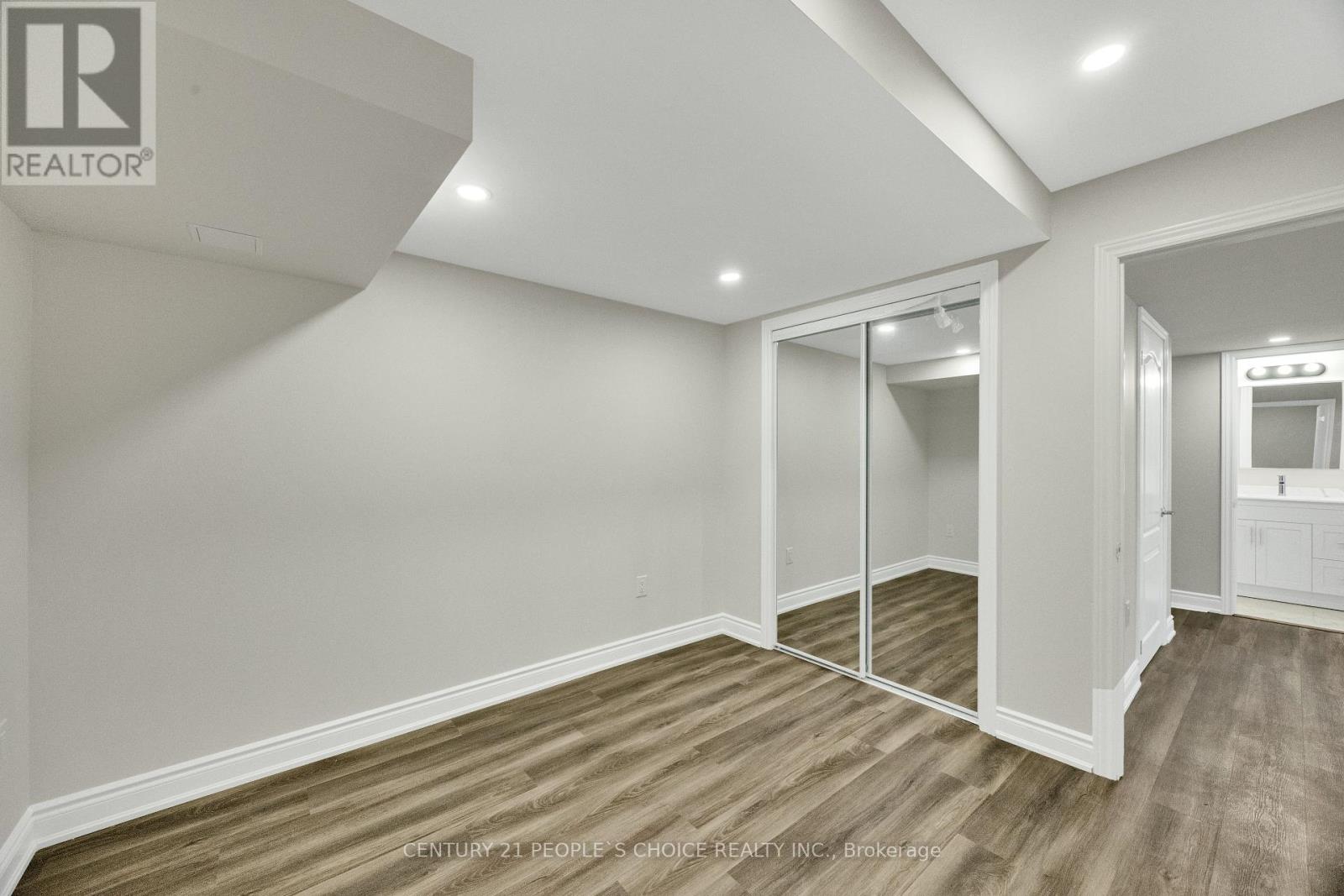 16 Flagg Avenue, Brant, Ontario  N3L 0K2 - Photo 39 - X13811214
