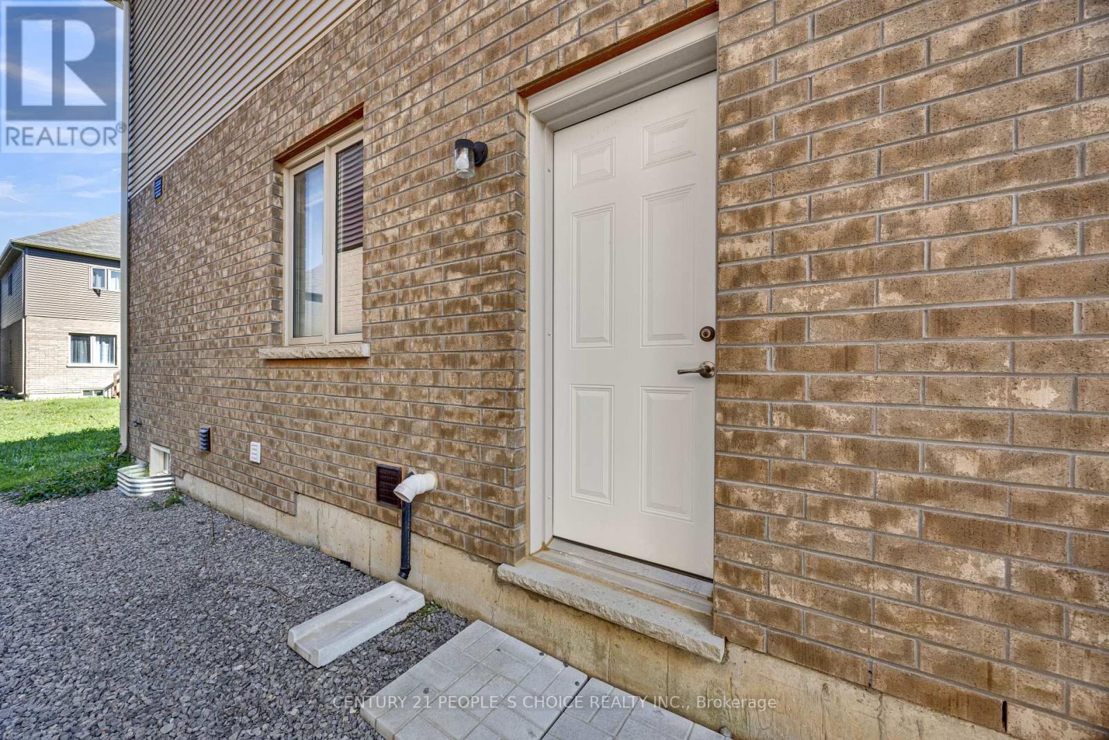 16 Flagg Avenue, Brant, Ontario  N3L 0K2 - Photo 40 - X13811214