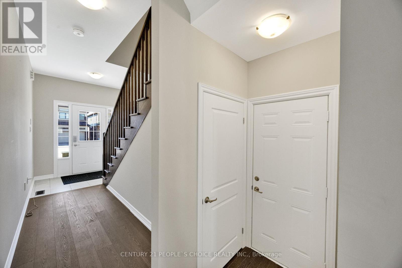 16 Flagg Avenue, Brant, Ontario  N3L 0K2 - Photo 6 - X13811214