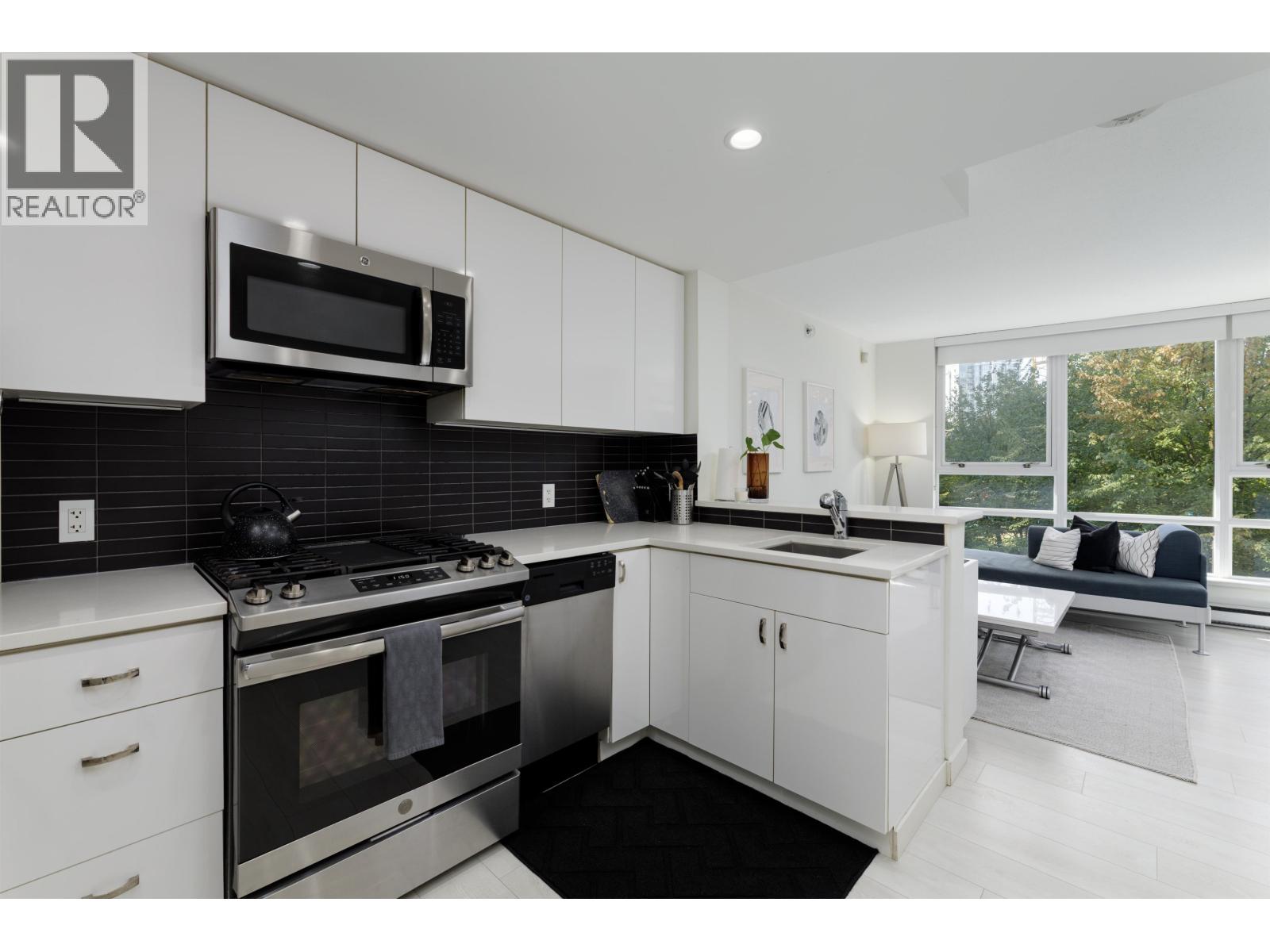 301 928 Beatty Street, Vancouver, British Columbia  V6Z 3G6 - Photo 10 - R3167578