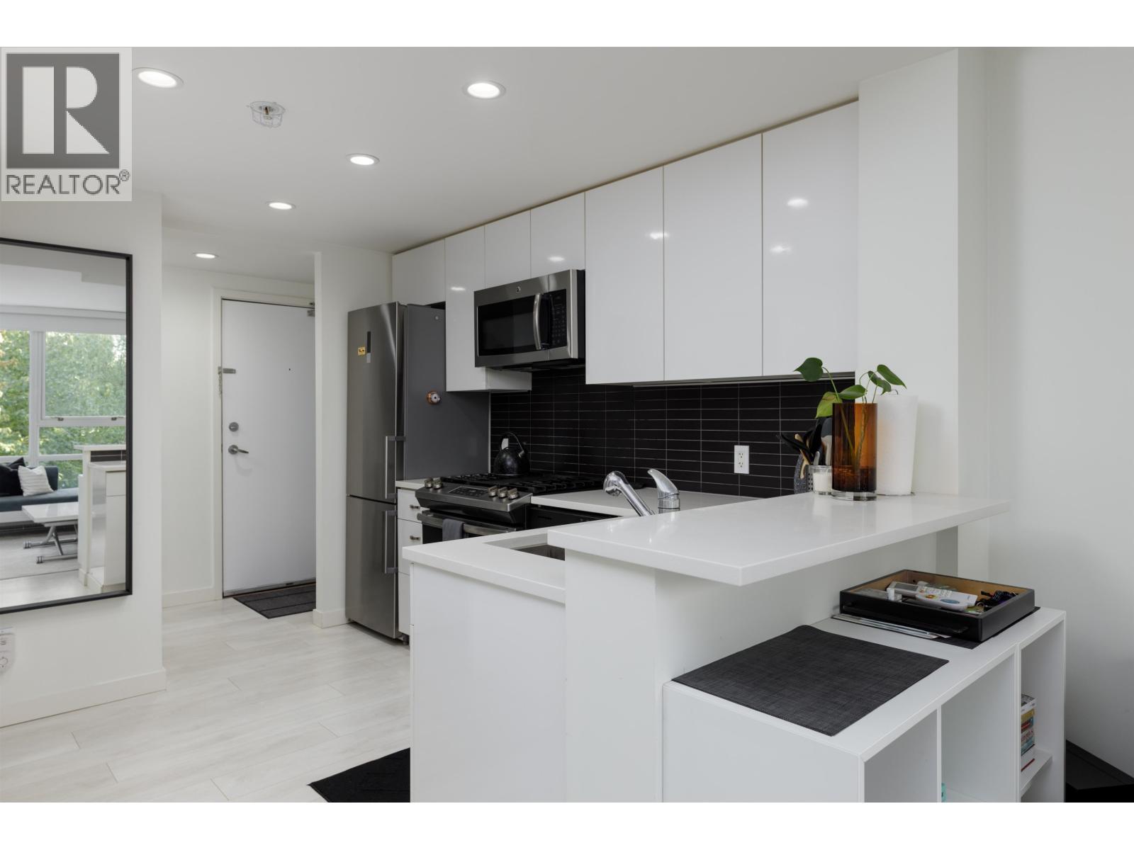 301 928 Beatty Street, Vancouver, British Columbia  V6Z 3G6 - Photo 8 - R3167578