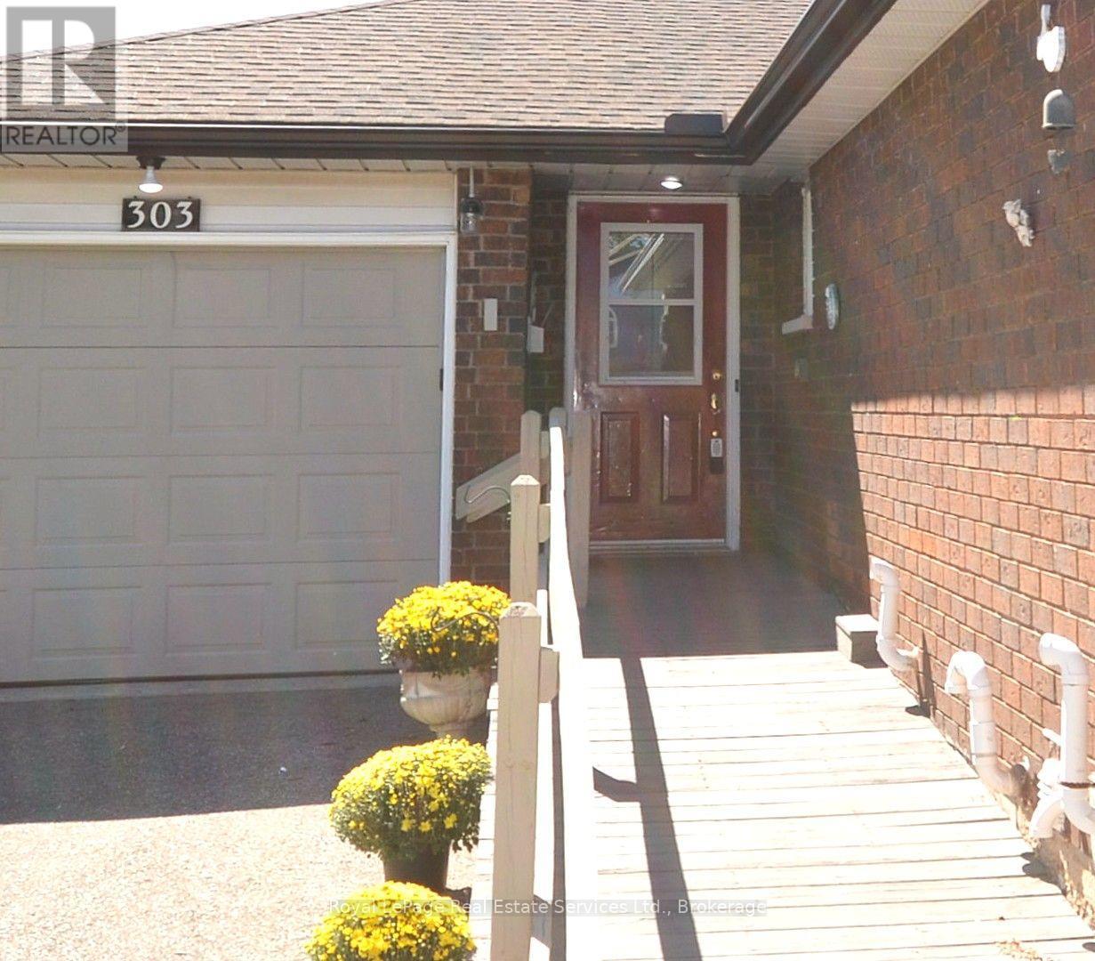303 GRAND RIDGE DRIVE photo 3