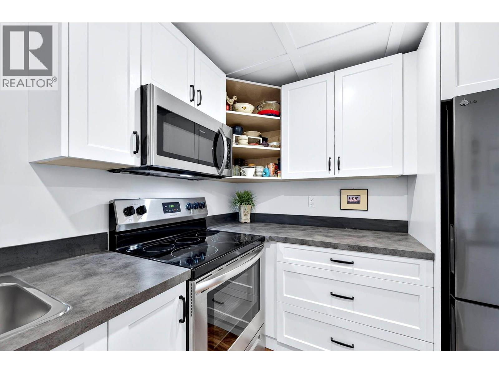 313 Mary Place, Kamloops, British Columbia  V2C 4Y5 - Photo 49 - 10401473