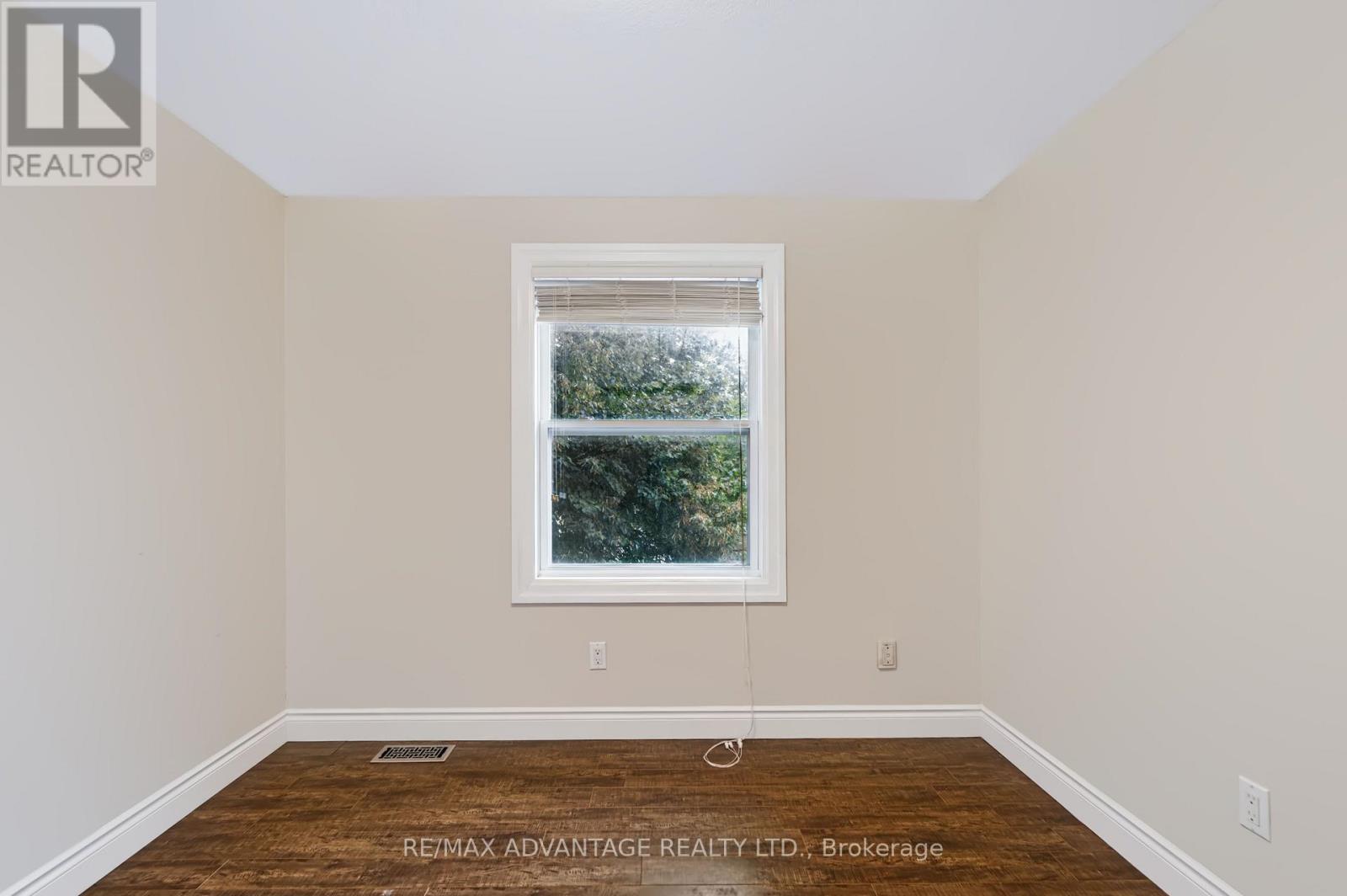 51 Pauline Crescent E, London South, Ontario  N6E 2L2 - Photo 19 - X13811946