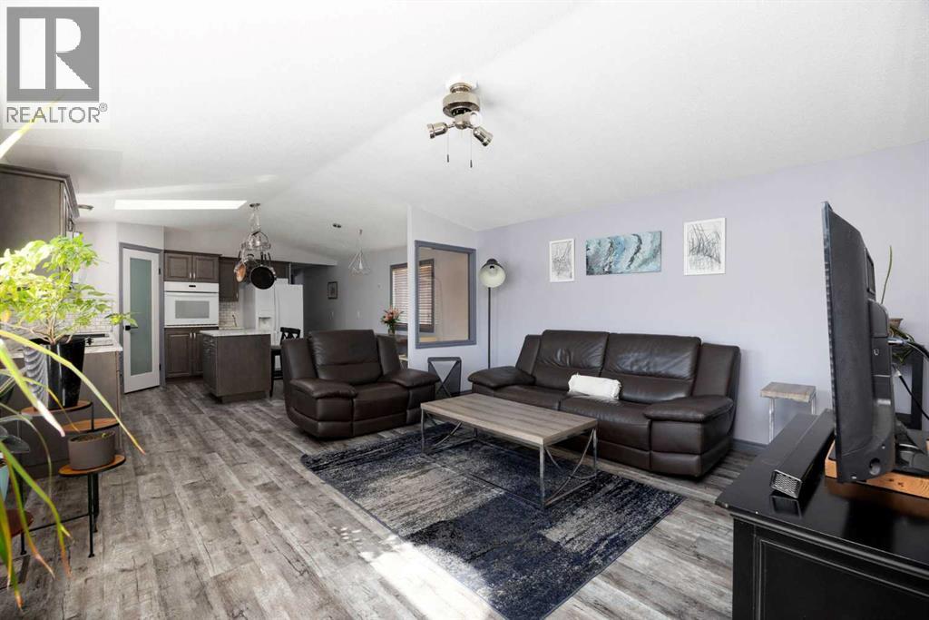 292 Cree Road photo 2