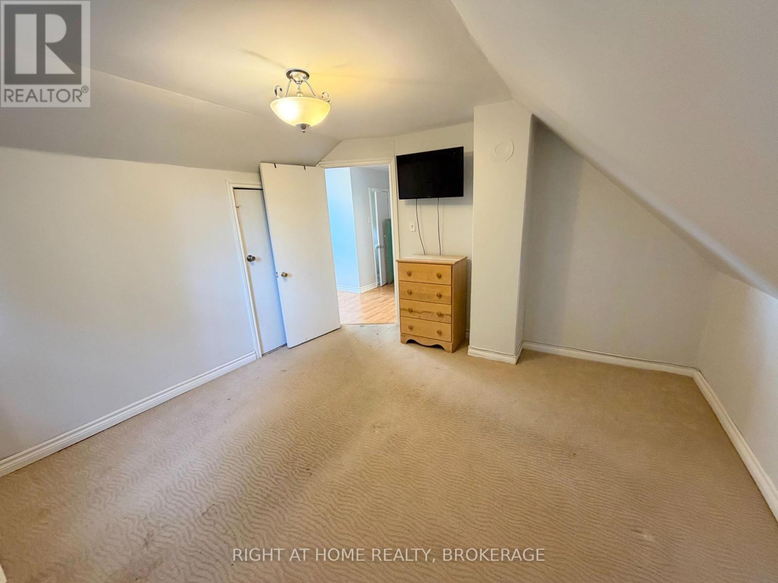 44 Cumming Street, St. Catharines (Western Hill), Ontario  L2S 1H9 - Photo 16 - X13811960