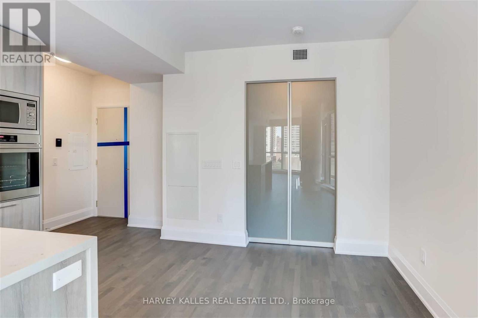 1002 - 88 Cumberland Street, Toronto (Annex), Ontario  M5R 1A3 - Photo 23 - C13811898