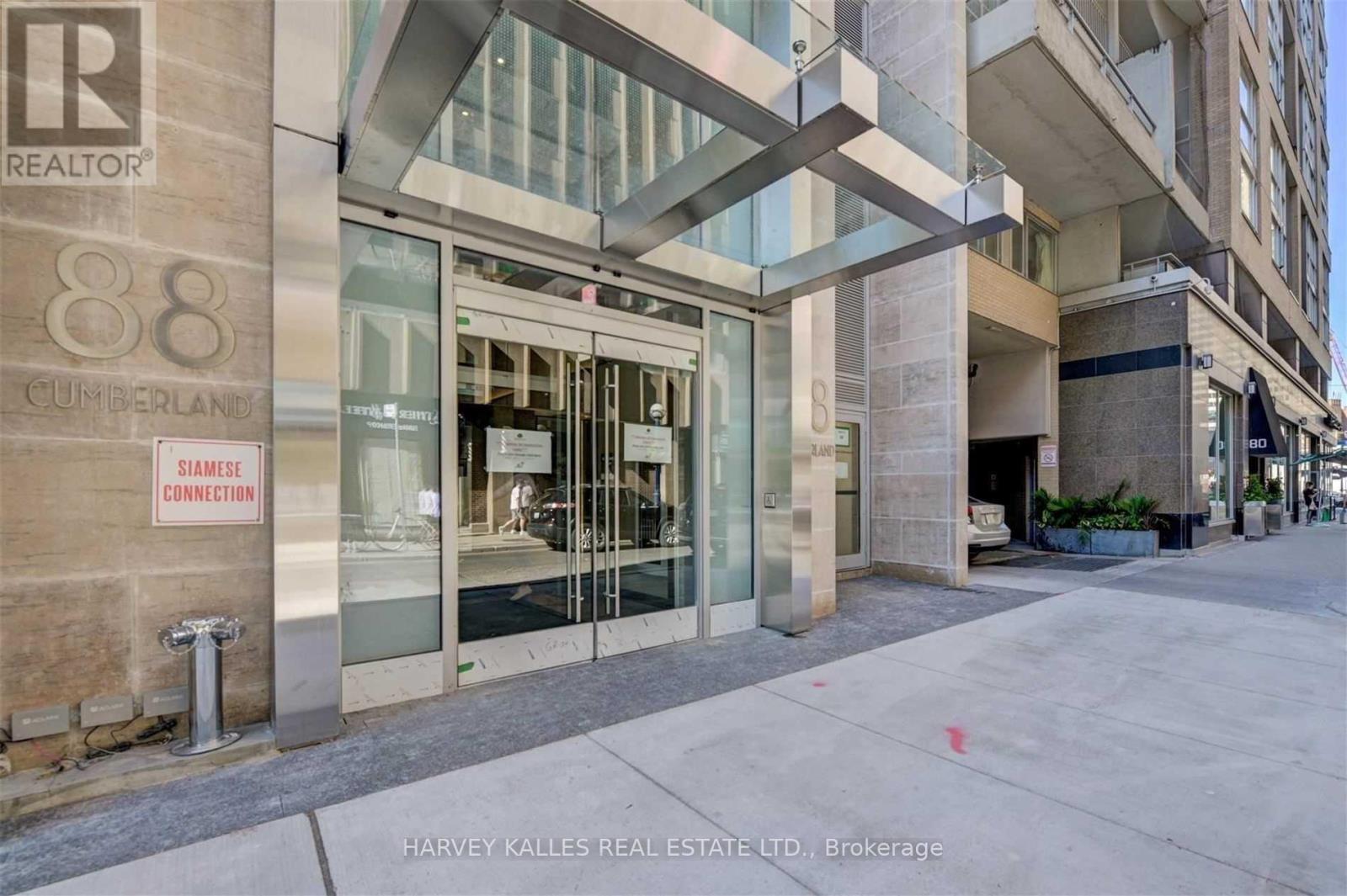 1002 - 88 Cumberland Street, Toronto (Annex), Ontario  M5R 1A3 - Photo 3 - C13811898