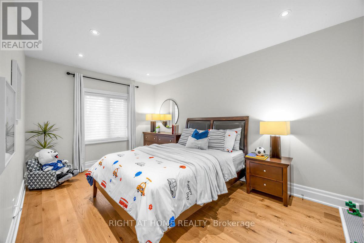 21 Austin Terrace, Toronto (Casa Loma), Ontario  M5R 1Y2 - Photo 26 - C13811906