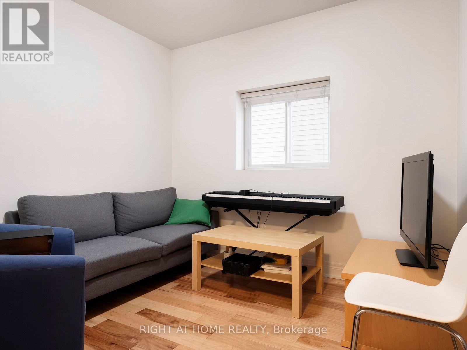1 - 490 Brock Avenue, Toronto (Dufferin Grove), Ontario  M6H 3N3 - Photo 10 - C13811988