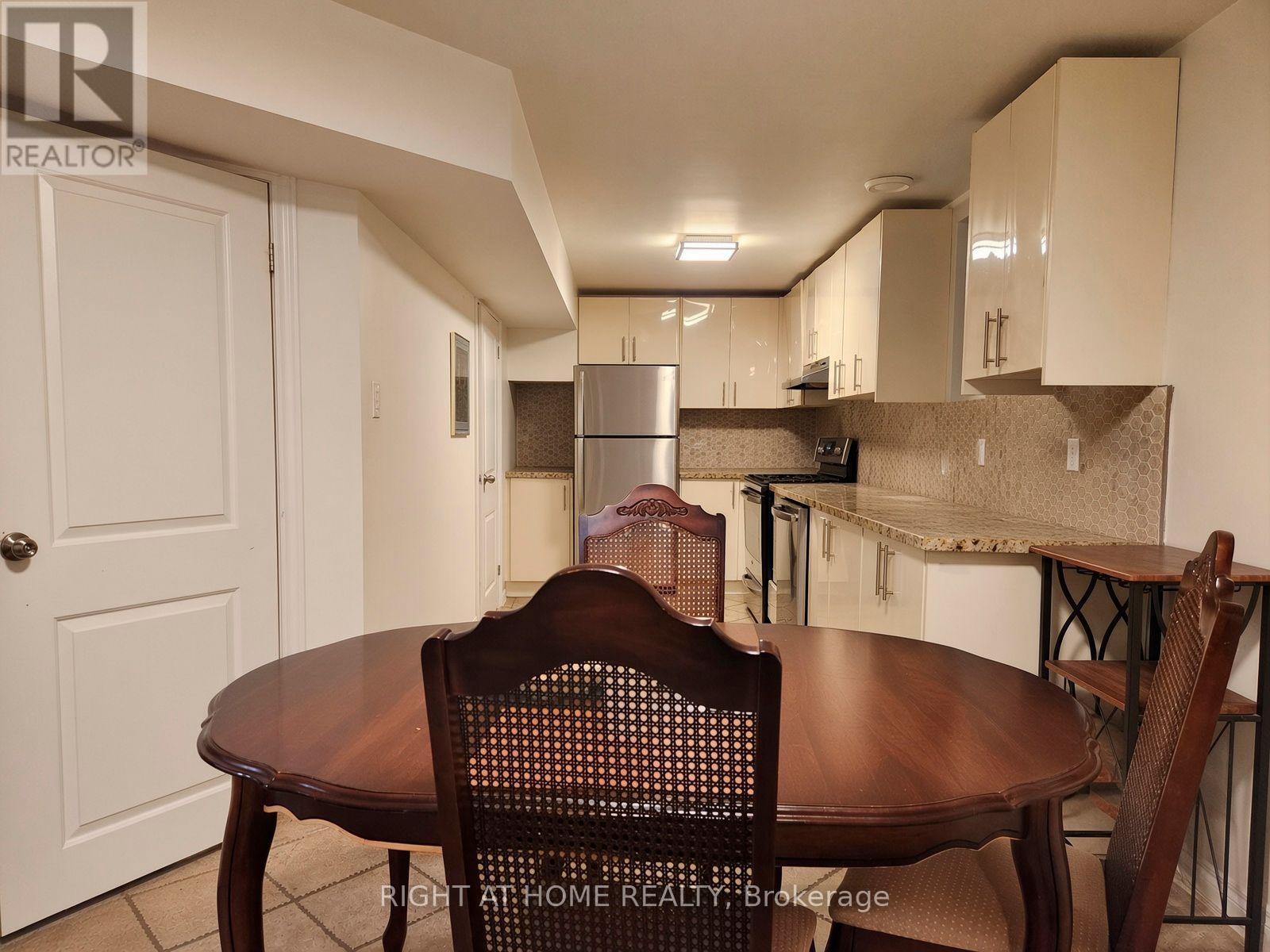1 - 490 Brock Avenue, Toronto (Dufferin Grove), Ontario  M6H 3N3 - Photo 3 - C13811988