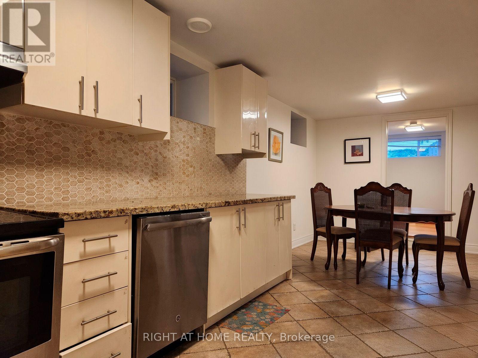 1 - 490 Brock Avenue, Toronto (Dufferin Grove), Ontario  M6H 3N3 - Photo 5 - C13811988