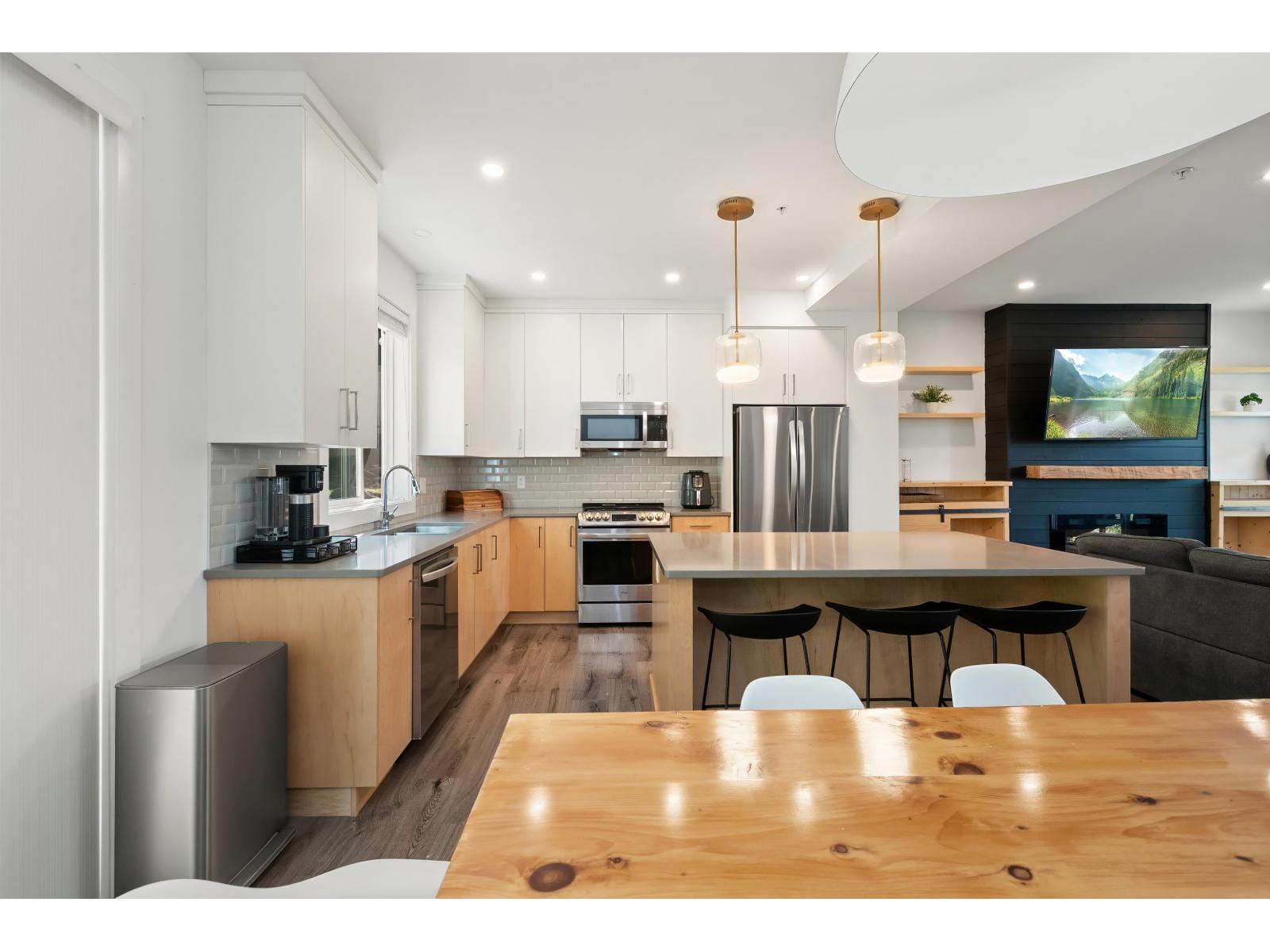 1 6262 REXFORD DRIVE|Promontory photo 15
