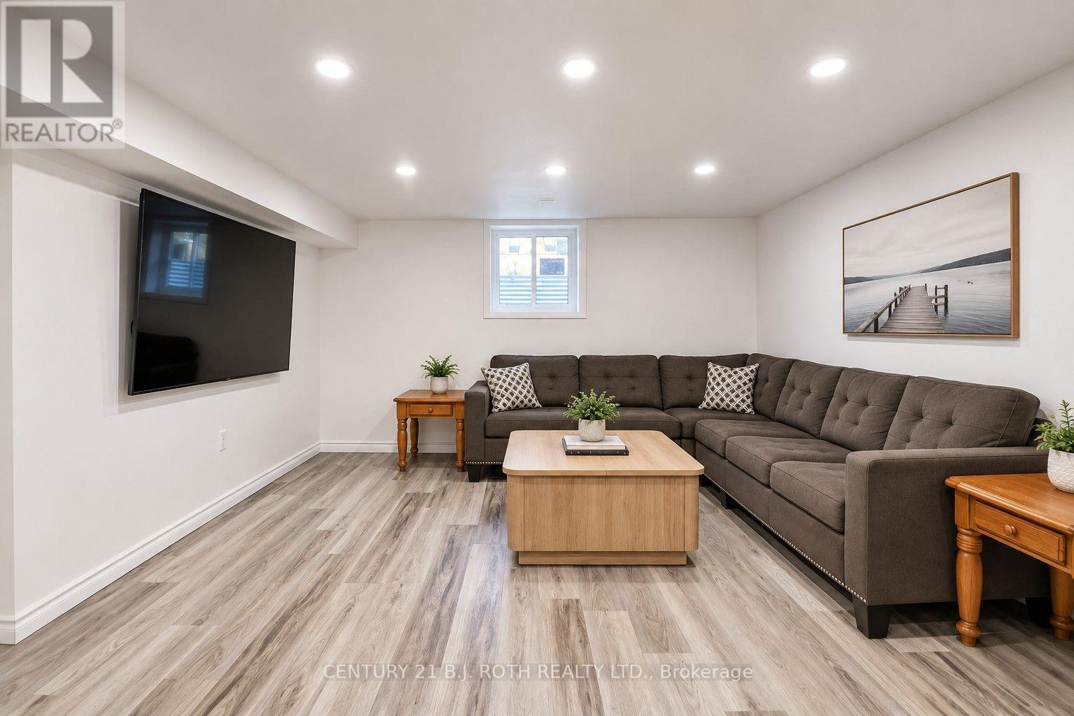 5 East Gate, Barrie, Ontario  L4M 2V9 - Photo 15 - S13786942