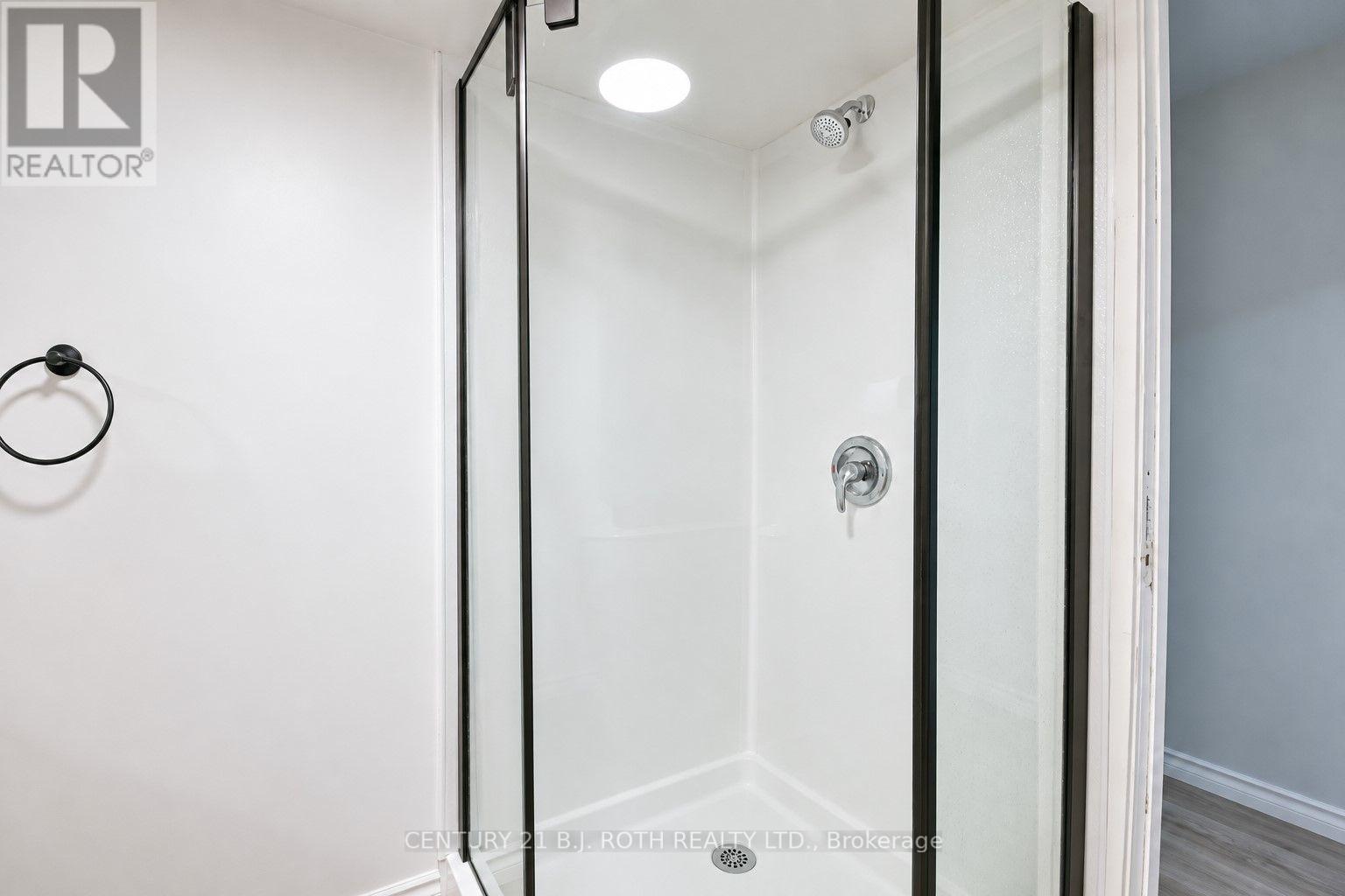 5 East Gate, Barrie, Ontario  L4M 2V9 - Photo 21 - S13786942