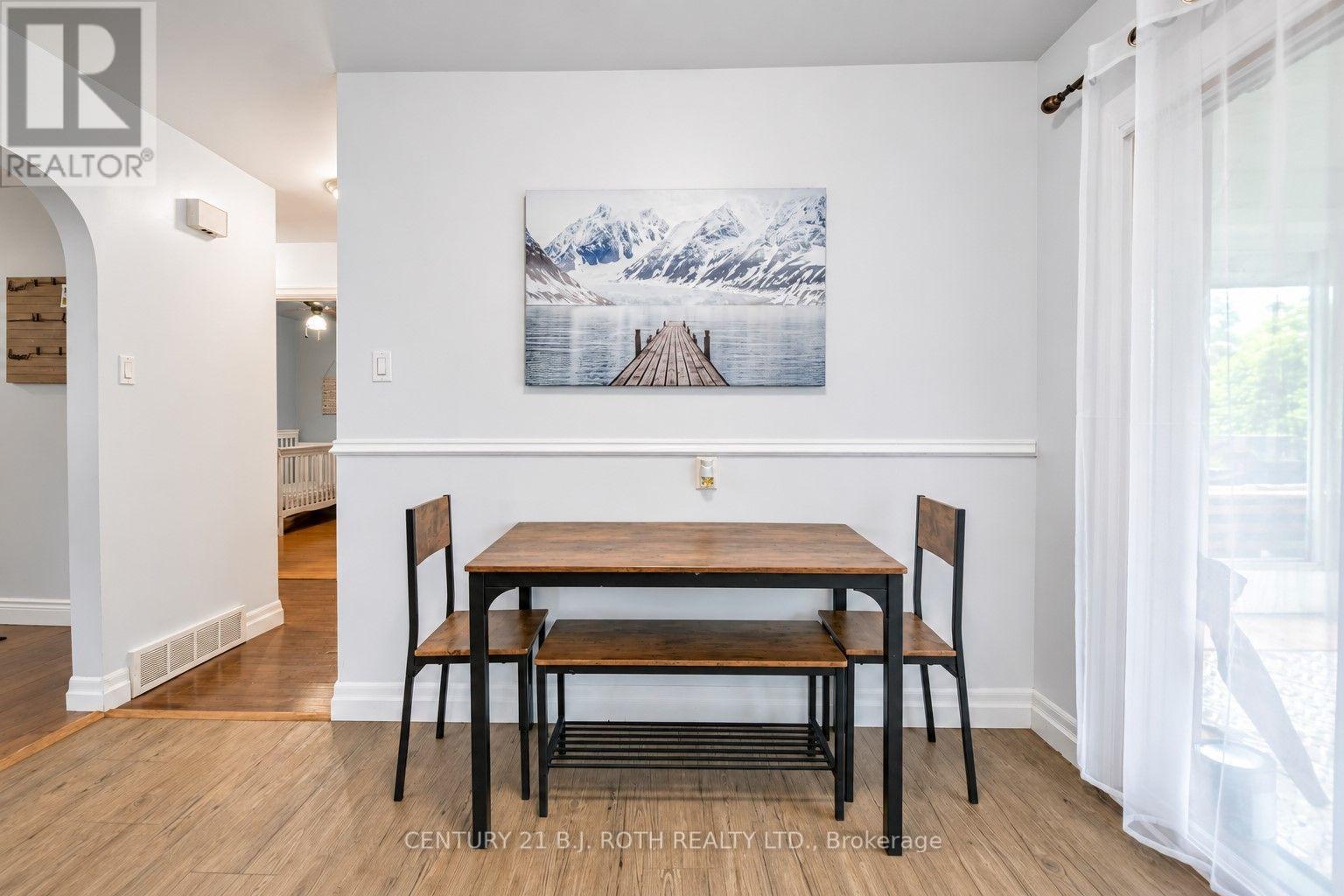 5 East Gate, Barrie, Ontario  L4M 2V9 - Photo 7 - S13786942