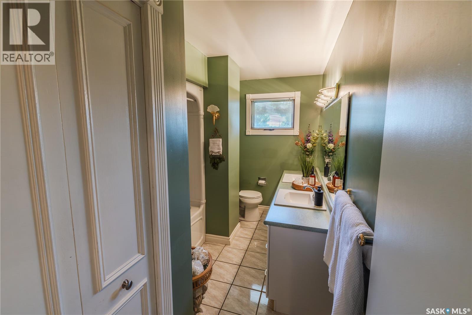 1403 Hochelaga Street W, Moose Jaw, Saskatchewan  S6H 6G6 - Photo 17 - SK049003
