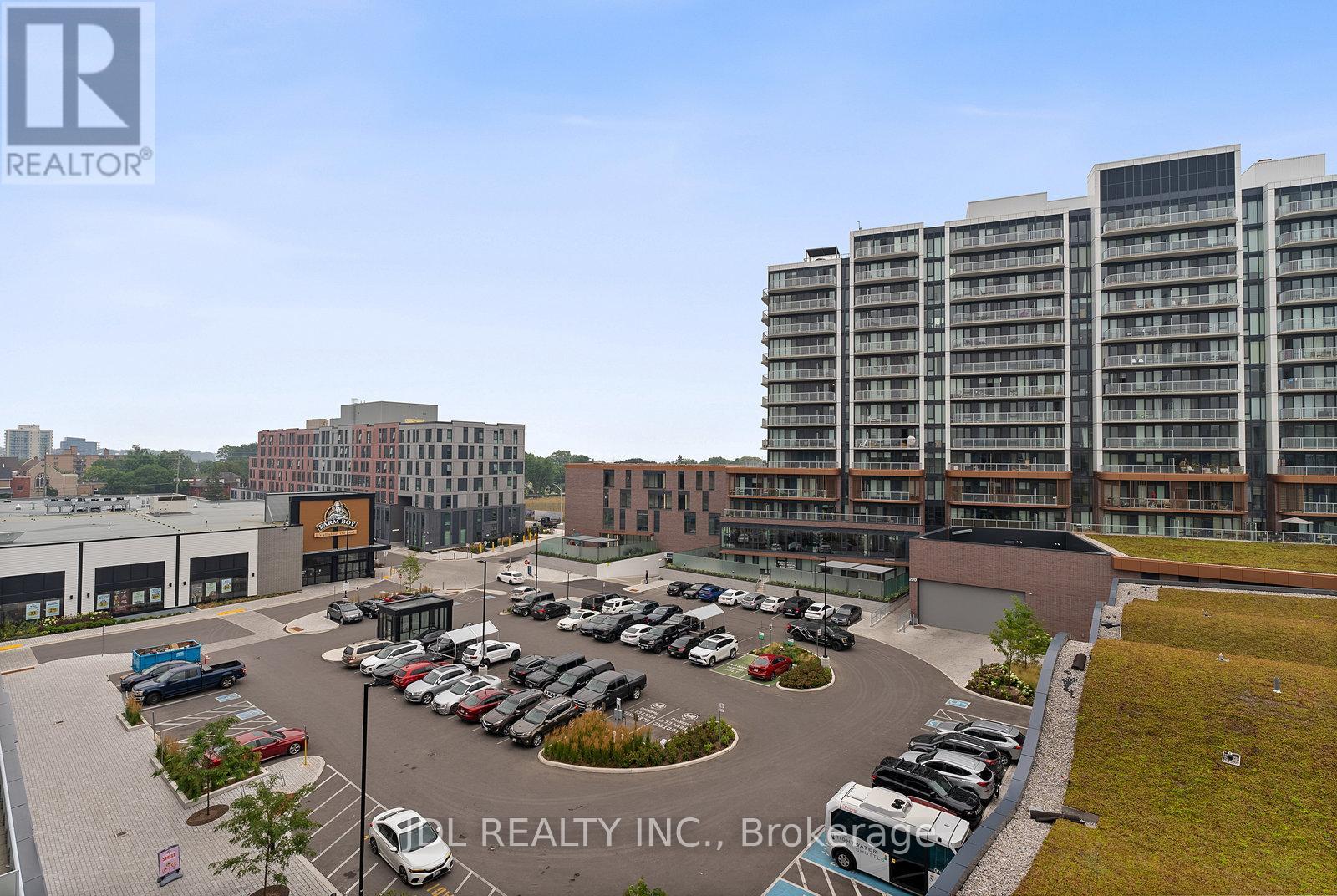519 - 215 Lakeshore Road W, Mississauga, Ontario  L5H 0A7 - Photo 38 - W13811922