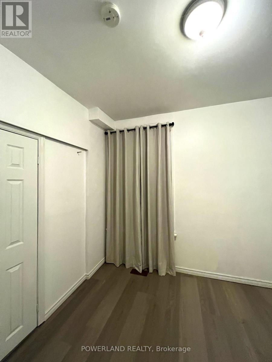 Apt #1 - 202 Prospect Street, Newmarket, Ontario  L3Y 3T6 - Photo 2 - N13744892