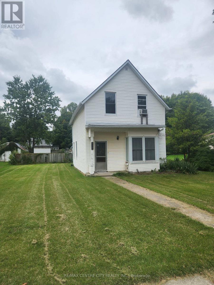 244 ELM STREET W, Chatham-Kent, Ontario
