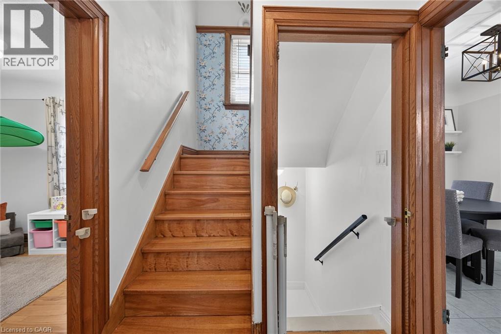 25 Woodbridge Road, Hamilton, Ontario  L8K 3C6 - Photo 19 - 40864910