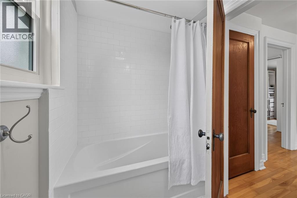 25 Woodbridge Road, Hamilton, Ontario  L8K 3C6 - Photo 29 - 40864910