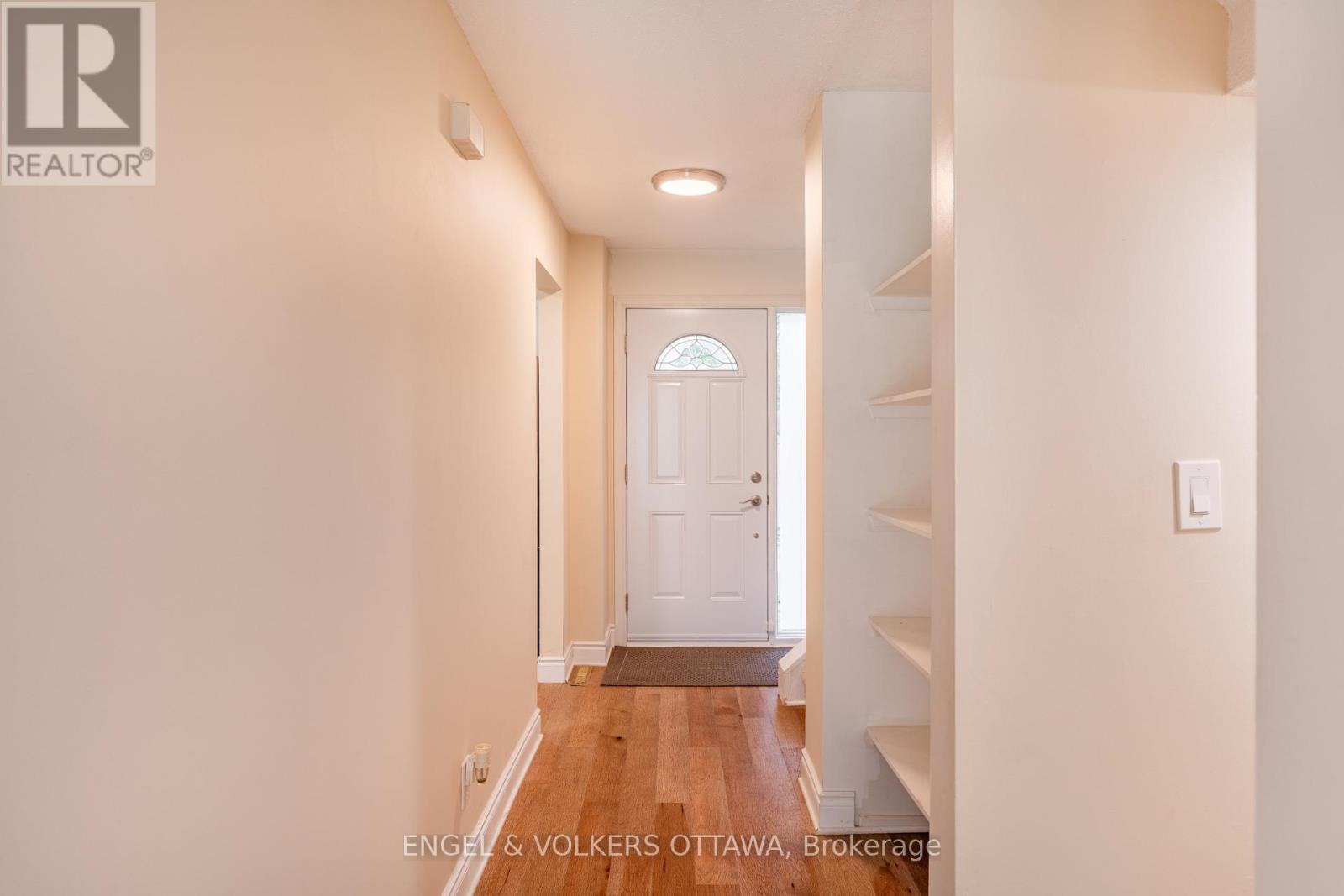 E - 451 Moodie Drive, Ottawa, Ontario K2H 8T6 - Photo 3 - X13812012